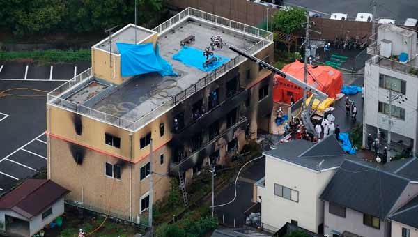 33 человека погибли в результате поджога в Киото