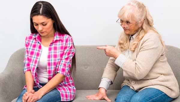 Как справиться с критикой близких